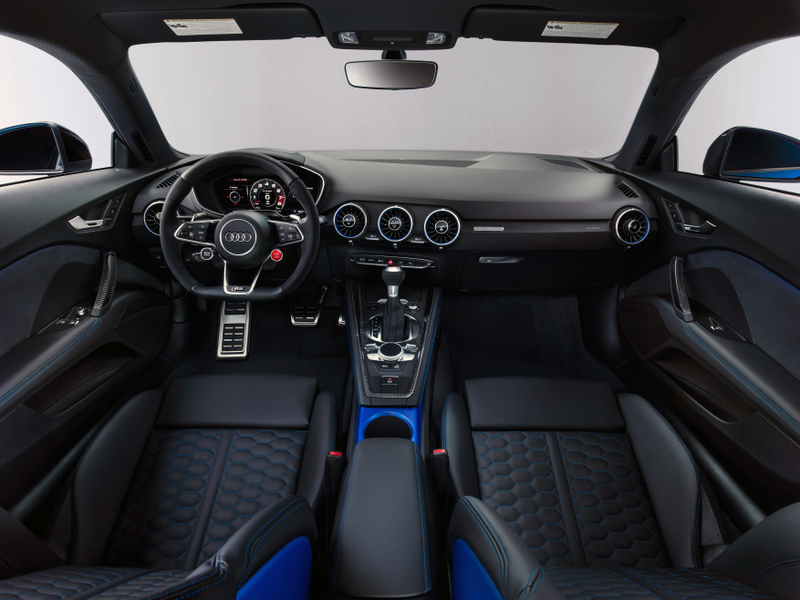 Illustration for article titled Almost Nothing Has Changed About The 2019 Audi TT RS And That's a Good Thing